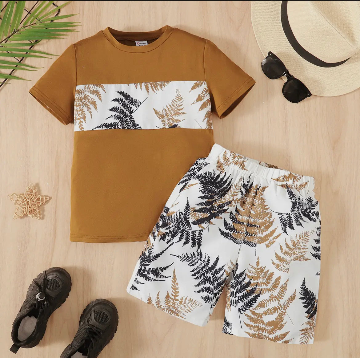 Kid Boy 2pcs Tropical Print Tee and Shorts set