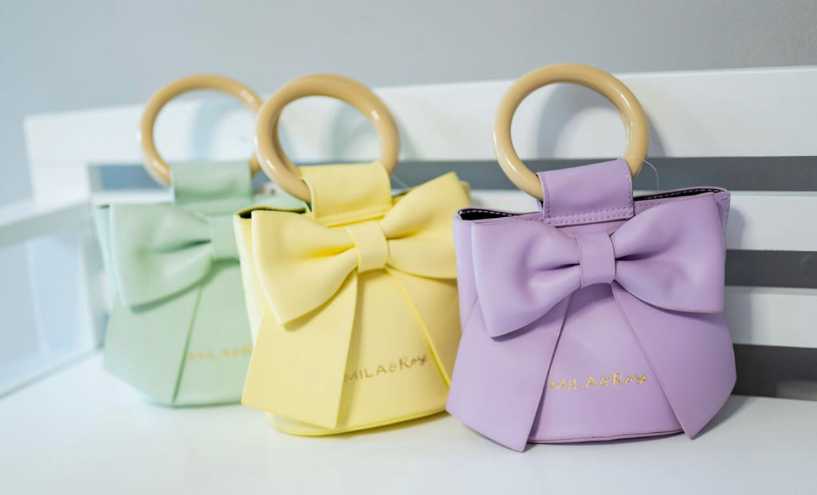 Mint Bow purse